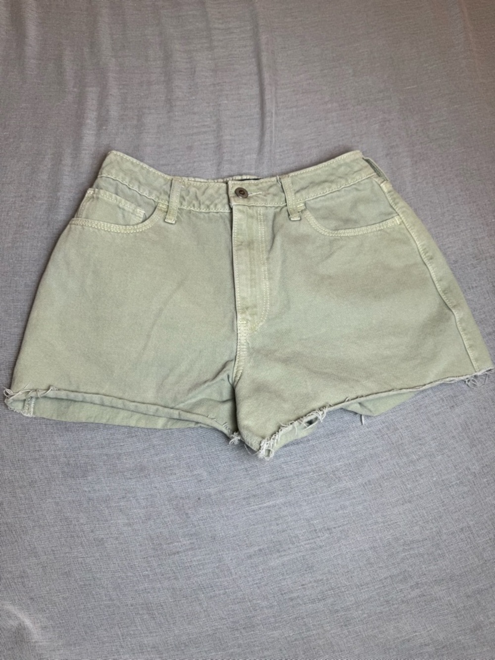 Hollister High-Rise Frayed Hem 100% Cotton Jean Shorts Size 28 Festival Boho